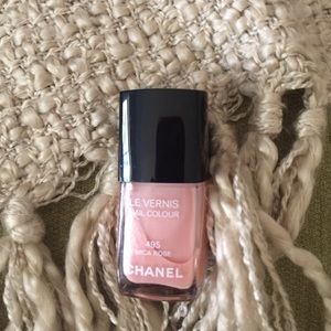 BRAND NEW w/out TAGS-CHANEL NAIL POLISH- MICA ROSE