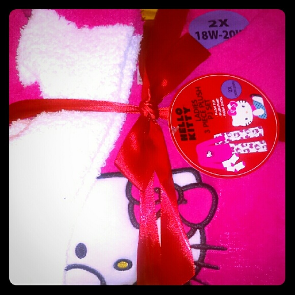 Hello Kitty pj gift set
