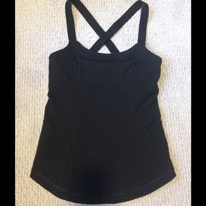 Lululemon black tank