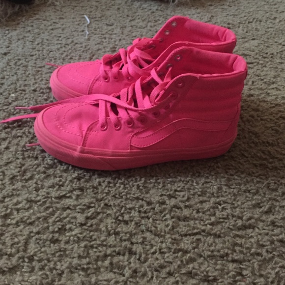 Hot pink sk8 hi