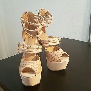 Tan Pumps 6" Heel