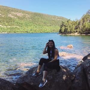 Meet your Posher, Yohana