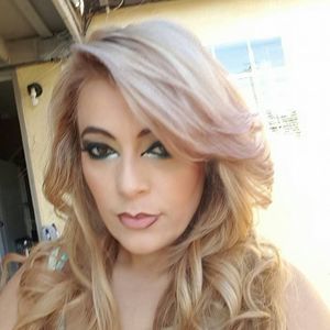 Meet your Posher, Yolanda