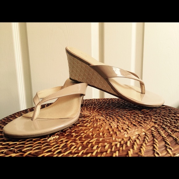 Chinese laundry nude wedge sandals