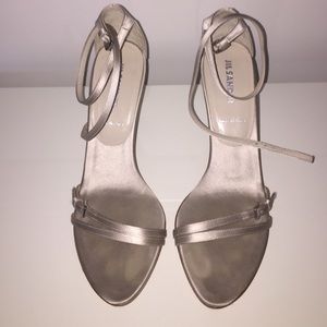 Jil Sander beige shiny heels