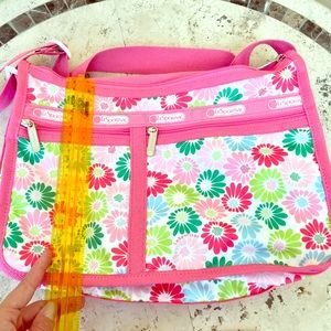 LeSportSac everyday bag!