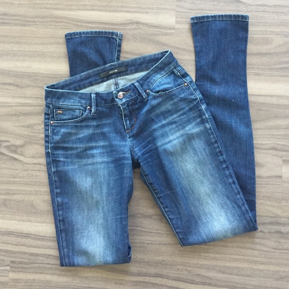 Joe's Jeans Chelsea Jeans