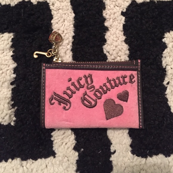 ⭐️⭐️Juicy Couture wallet⭐️⭐️