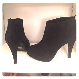 H&M Faux Suede Booties size 9