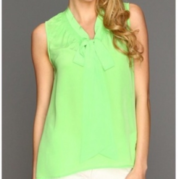 Lilly Pulitzer lime green top