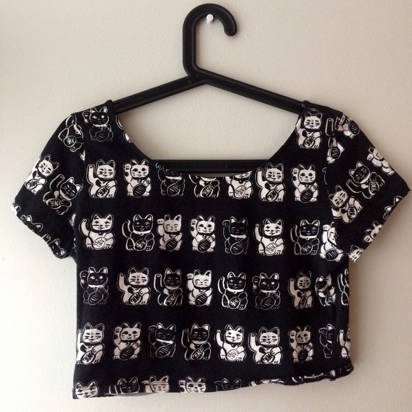 Lucky Cat Crop Top (H&M)