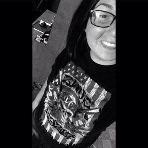 Meet your Posher, Brooke