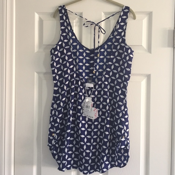 Beach Bunny lost paradise cover up - Picture 3 of 4