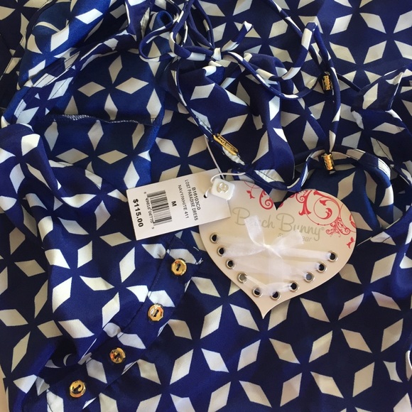 Beach Bunny lost paradise cover up - Picture 4 of 4