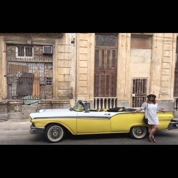 Meet your Posher, Rae - Picture 3 of 4