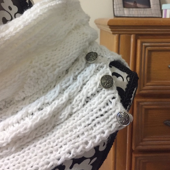 Handmade Neck wrap - Picture 2 of 4