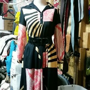 Pretty vintage dress (belt not incl) Pretty vintage dress (belt not incl)