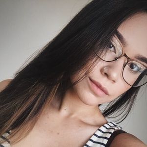 Meet your Posher, Isabel