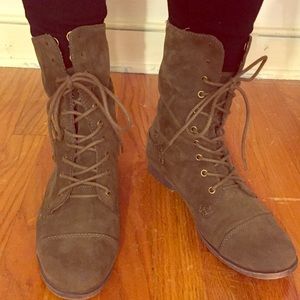 olive green lace up mid-calf combat boots