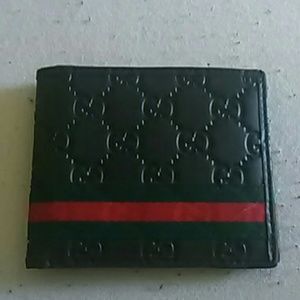 Gucci leather wallet