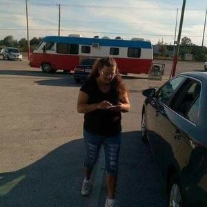 Meet your Posher, Alicia