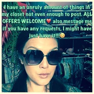 FoLLOW ME I WILL BE POSTING MORE N MORE STUFF!!!!!