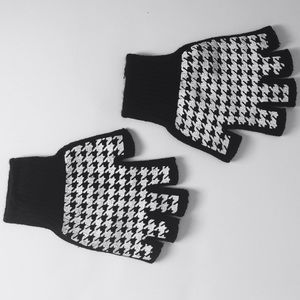 Houndstooth Fingerless Gloves