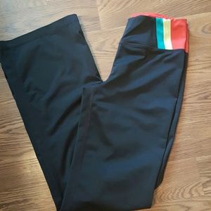 Bootleg yoga pant