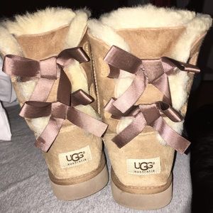 Bailey Bow Uggs