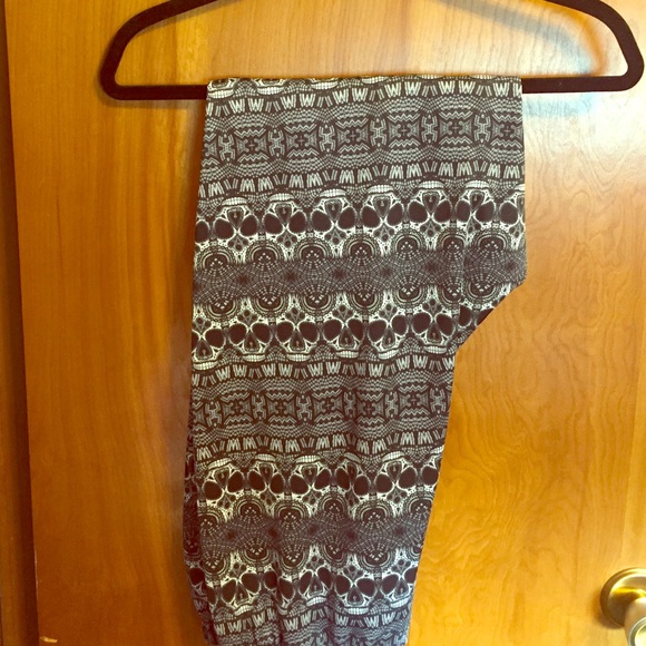 Torrid Skull Print Leggings