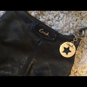 COACH-Crossbody ❌Broken Zipper❌