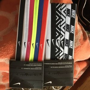 Two packages of brand new headbands