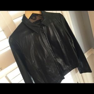 BANANA REPUBLIC LEATHER JACKET