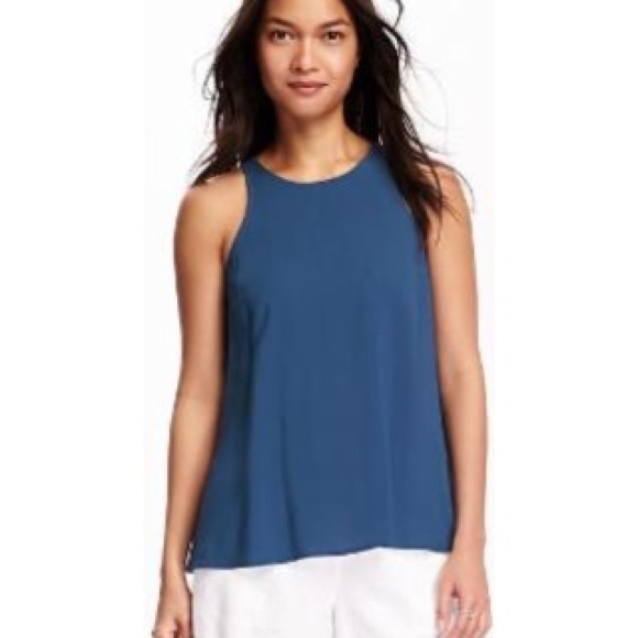 Trapeze High-Neck Top
