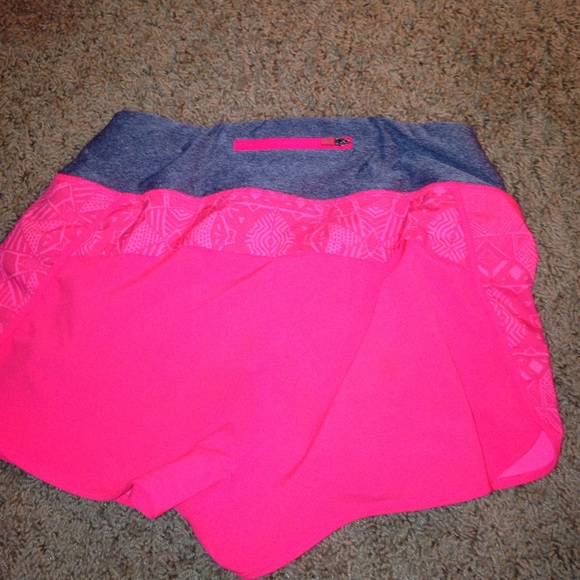 Shorts - Picture 2 of 2