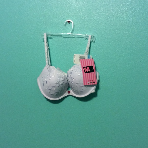 NWT push up bra