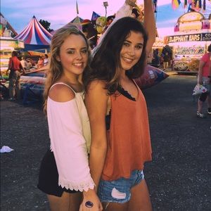 Meet your Posher, Olivia