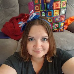 Meet your Posher, Alica