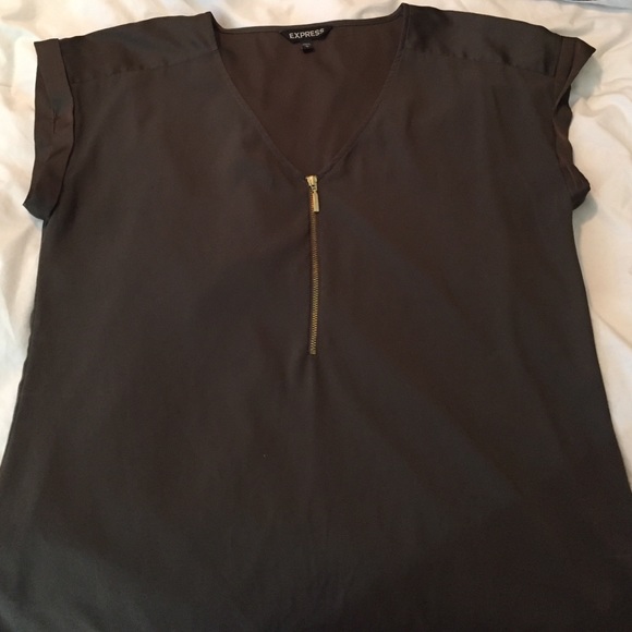 Express Olive Short Sleeve Top with Zipper