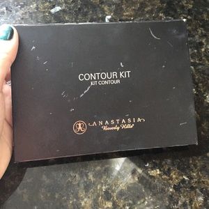 Anastasia contour kit