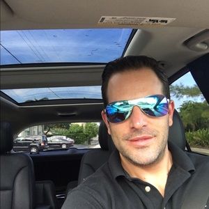 Meet your Posher, Juan