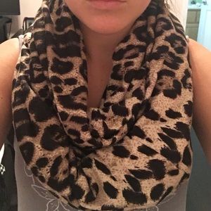 Infinity scarf
