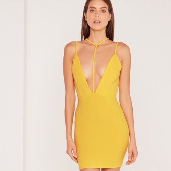 MISSGUIDED - Plunge Harness Cross Strap Dress