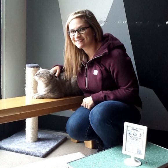 Meet your Posher, Mandy
