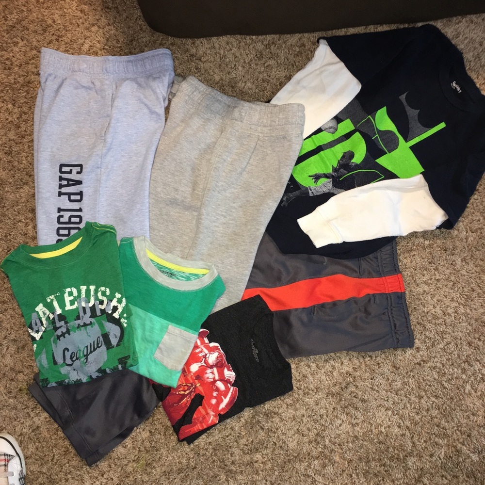 Boys Size M Bundle 7 Items