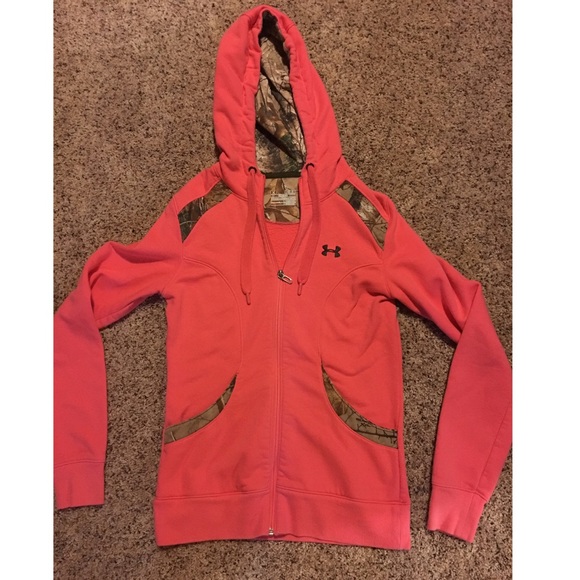 Realtree Camo Pink Under Armour zip up sweatshirt