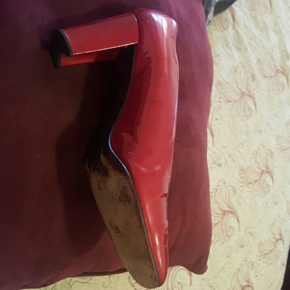 STUART WEITZMAN - Picture 3 of 4