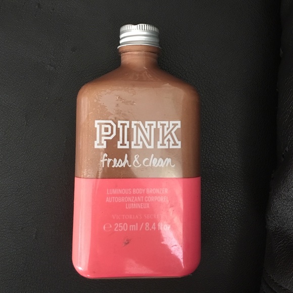 PINK Fresh and Clean Body Bronzer