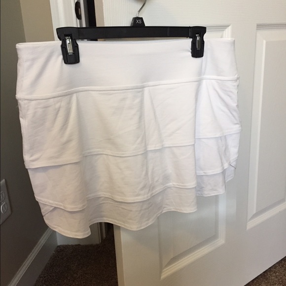 White Athleta Skort