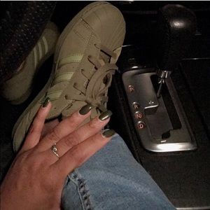 Meet your Posher, Nikki